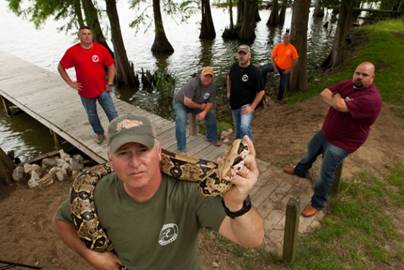 Mississippi Snake Grabbers